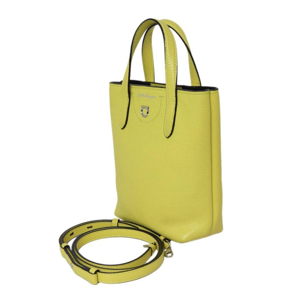 Salvatore Ferragamo Ferragamo 2-way bag, tote bag/shoulder lemon yellow.